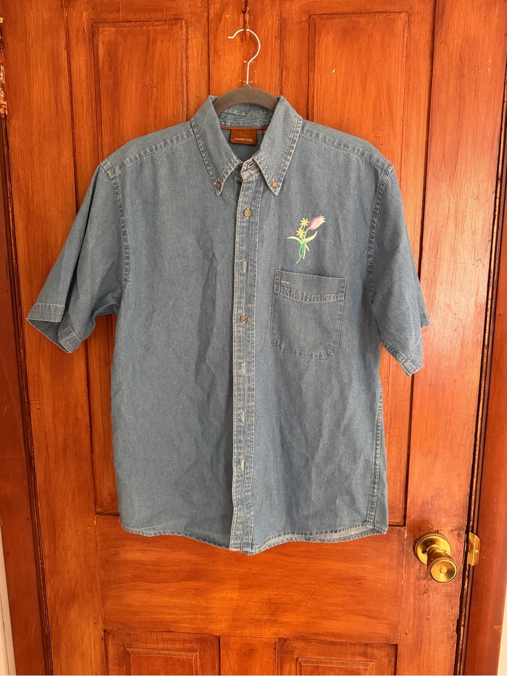 Harriton Men's S Blue Denim Cotton Short Sleeve Button-Down Shirt Pockets Flower